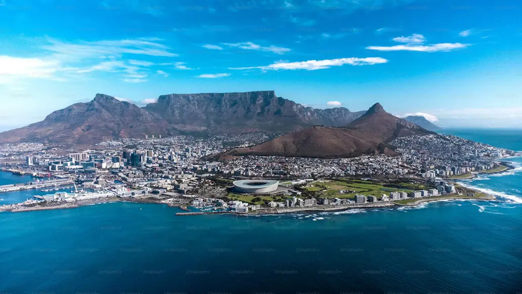 landscape view of city of cape town, table mountain showcasing why it is one of the best city's to go for IVF in Cape Town.